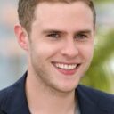 Iain De Caestecker